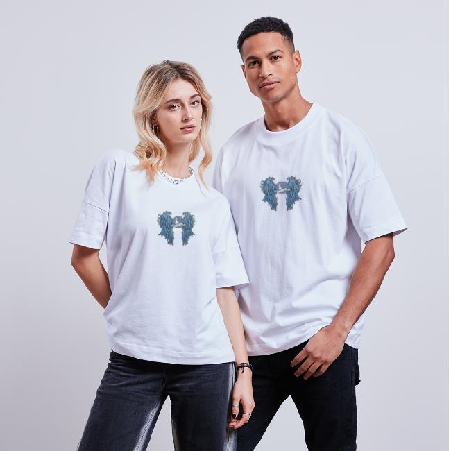Dark Wings Oversize T-Shirt